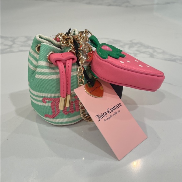 So. Cute JUICY COUTURE Wristlet💗 - Picture 16 of 16